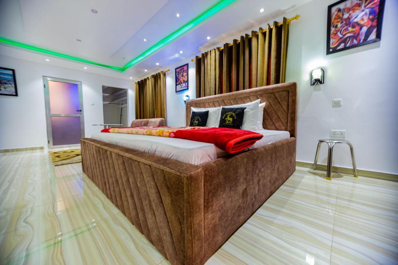 Nap Apartment Hotel Dansoman Esterno foto