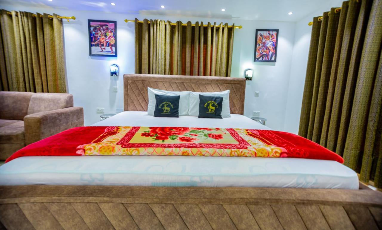 Nap Apartment Hotel Dansoman Esterno foto
