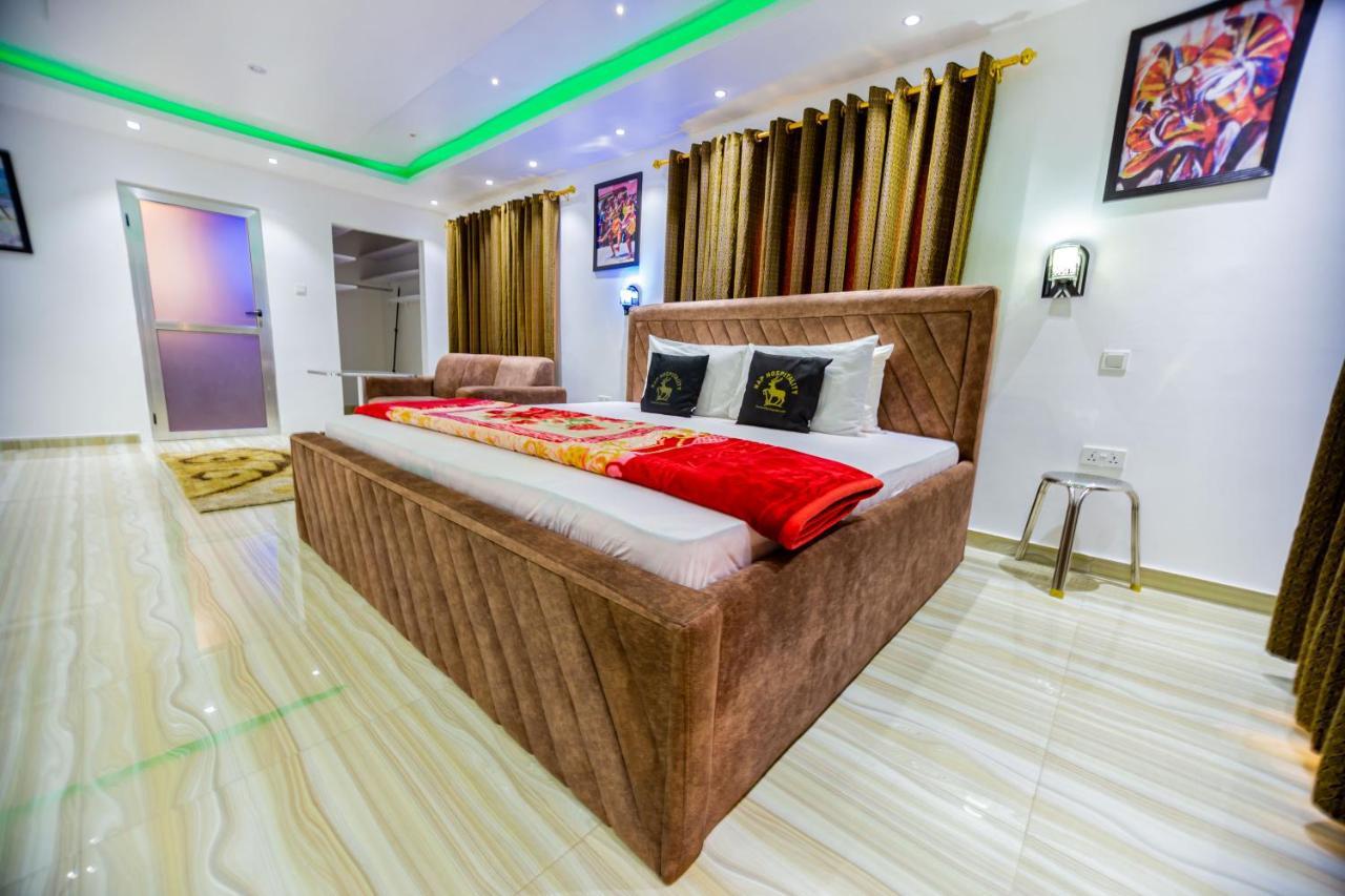 Nap Apartment Hotel Dansoman Esterno foto